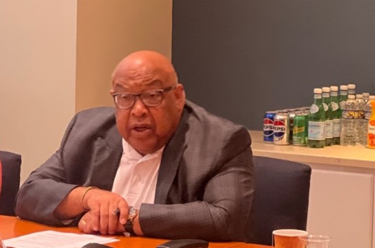 AFL-CIO Secretary Treasurer and Solidarity Center Board Member Fred Redmond welcomes African labor leaders and U.S. government representatives to discuss renewal of the AGOA trade agreement.